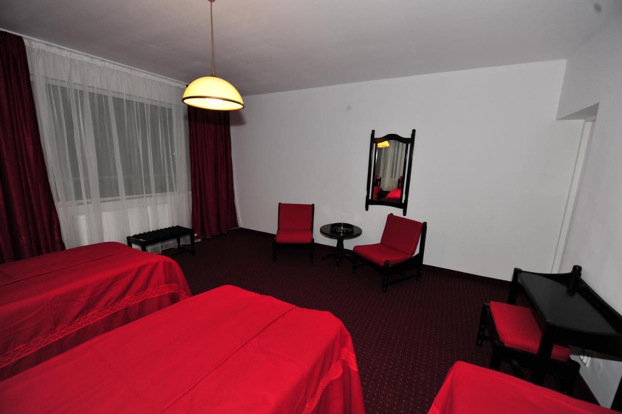 Copou Inn Iasi Exterior foto
