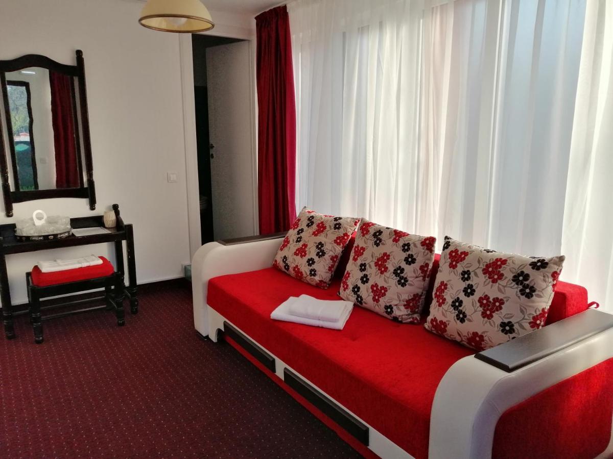 Copou Inn Iasi Exterior foto